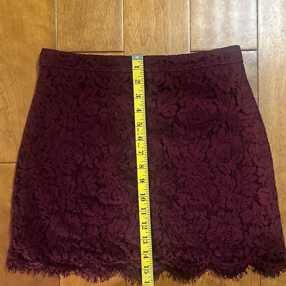 Forever 21 Burgundy Lace Mini Skirt Size M Fairy Whimsigoth Chic Holiday Event - Picture 7 of 7